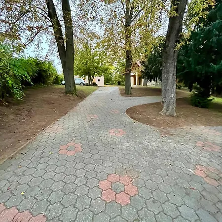 Apartment Klara Balatonboglar